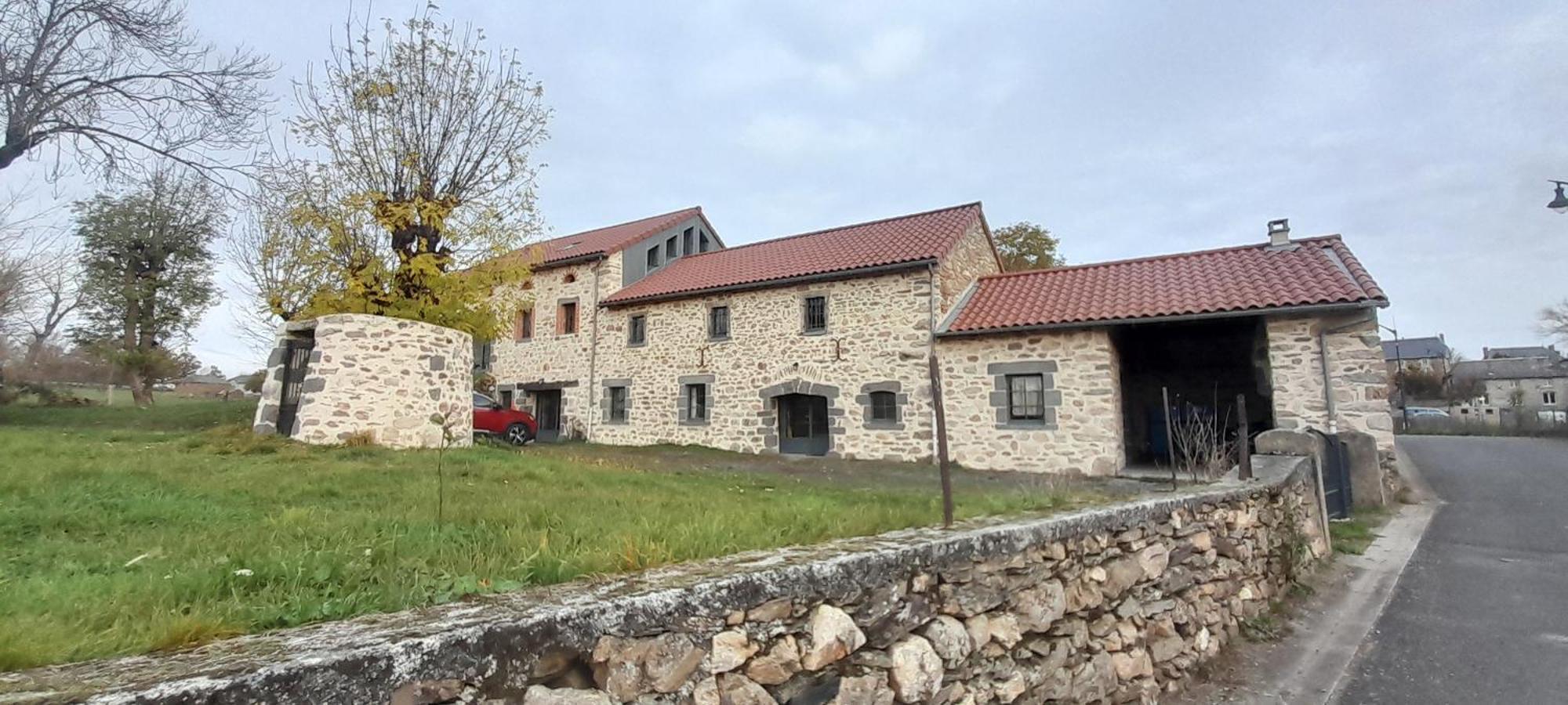 Relais Des Gorges De La Truyere Apartment Anglards de Saint Flour Exterior photo